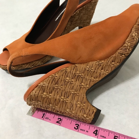 Donald J Pliner Sling Back Rust Orange Suede Wedge - Picture 10 of 14
